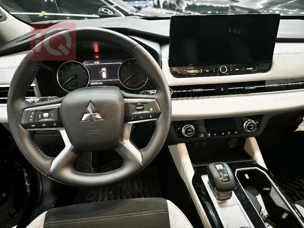 ميتسوبيشي للبيع في العراق